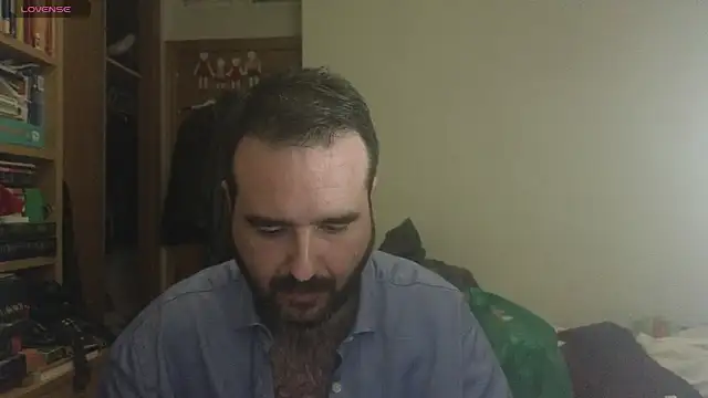 Snapshot of curiosillo83 chatting on 03-01-25, 02:37 curiosillo83 online show from 03-01-25, 02:37