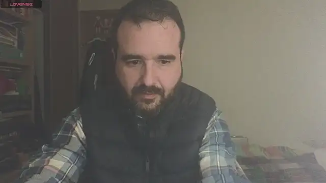 Snapshot of curiosillo83 chatting on 03-03-25, 06:33 curiosillo83 online show from 03-03-25, 06:33