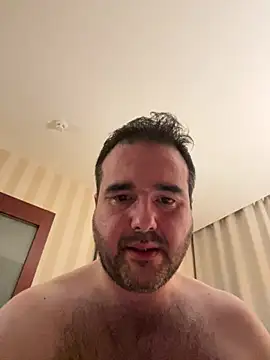 Snapshot of curiosillo83 chatting on 03-07-25, 05:18 curiosillo83 online show from 03-07-25, 05:18