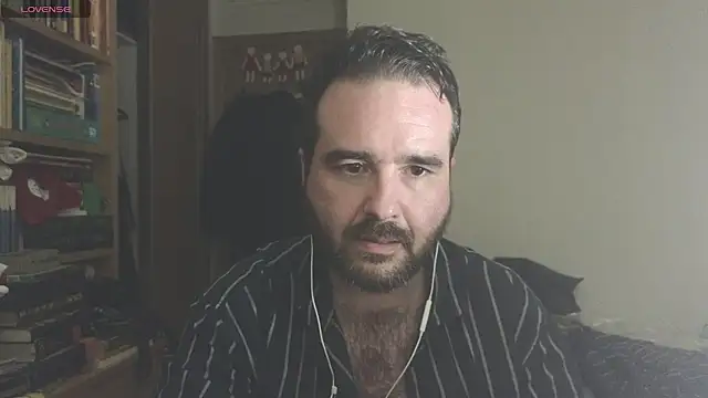 Snapshot of curiosillo83 chatting on 03-22-25, 02:59 curiosillo83 online show from 03-22-25, 02:59