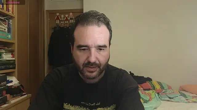 Snapshot of curiosillo83 chatting on 09-27-25, 02:55 curiosillo83 online show from 09-27-25, 02:55