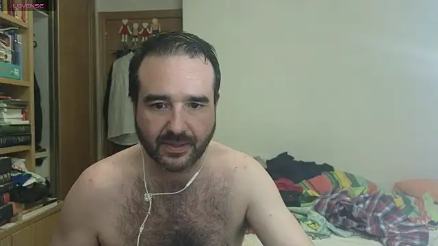 Snapshot of curiosillo83 chatting on 10-02-25, 02:51 curiosillo83 online show from 10-02-25, 02:51