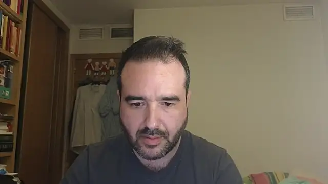 Snapshot of curiosillo83 chatting on 10-18-25, 04:41 curiosillo83 online show from 10-18-25, 04:41