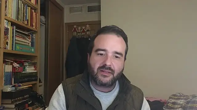 Snapshot of curiosillo83 chatting on 11-27-25, 03:25 curiosillo83 online show from 11-27-25, 03:25