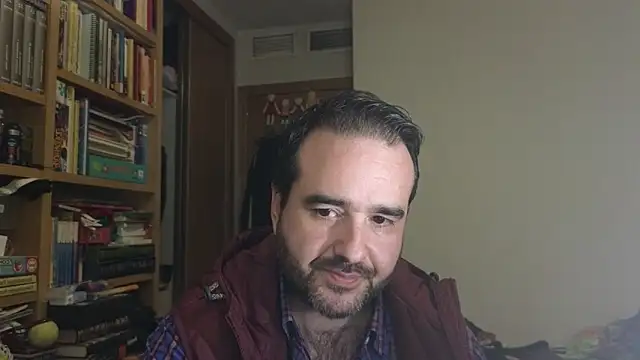 Snapshot of curiosillo83 chatting on 12-02-25, 03:18 curiosillo83 online show from 12-02-25, 03:18