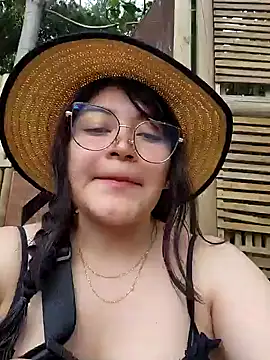 Sakura 0505 online show from 12-21-24, 08:00