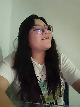 Sakura 0505 online show from 02-19-25, 10:53