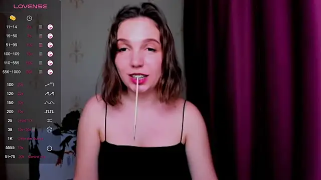 KindHazelHere  online show from 03-23-25, 02:26