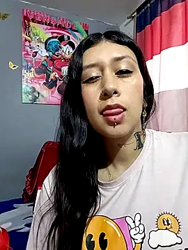 Giuliana90 online show from 03-03-26, 10:04