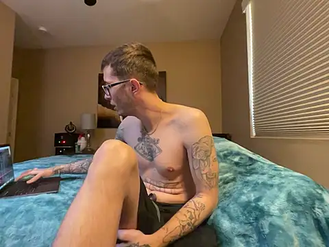 Snapshot of Bwcjoshbanks chatting on 02-14-25, 07:12 Bwcjoshbanks online show from 02-14-25, 07:12