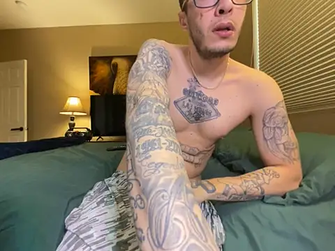 Snapshot of Bwcjoshbanks chatting on 09-10-25, 07:58 Bwcjoshbanks online show from 09-10-25, 07:58