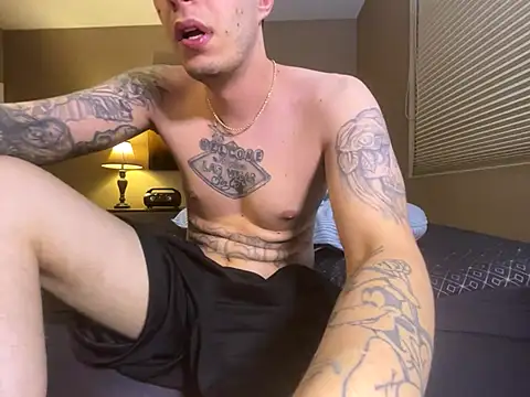 Snapshot of Bwcjoshbanks chatting on 10-08-25, 02:20 Bwcjoshbanks online show from 10-08-25, 02:20