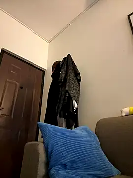 Xianggui online show from 09-21-25, 08:49