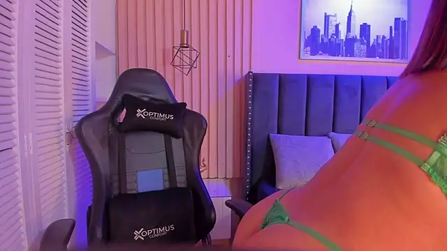 ashlye miller  online show from 03-13-25, 03:54