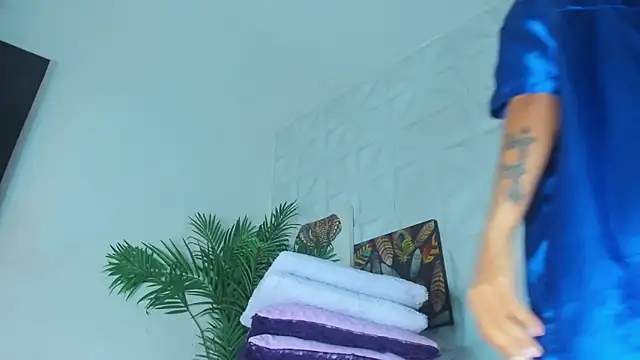 Hellen Sky online show from 12-20-25, 08:49