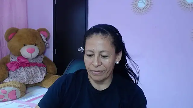 mature martina online show from 02-10-25, 07:28