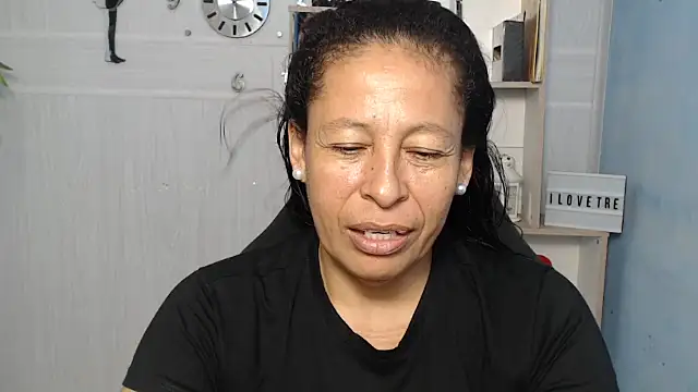 mature martina online show from 03-06-25, 10:58