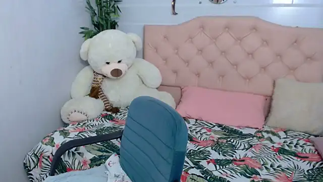 mature martina online show from 09-15-25, 10:32