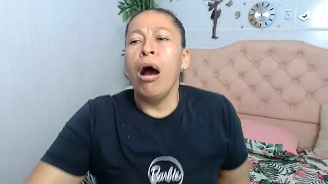 mature martina online show from 09-24-25, 10:35