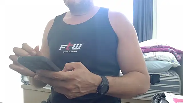 Snapshot of danilostorm7 chatting on 10-28-25, 06:10 danilostorm7 online show from 10-28-25, 06:10