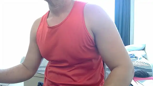 Snapshot of danilostorm7 chatting on 10-29-25, 05:36 danilostorm7 online show from 10-29-25, 05:36