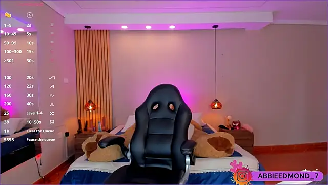 AbbieEdmond online show from 01-25-25, 04:45