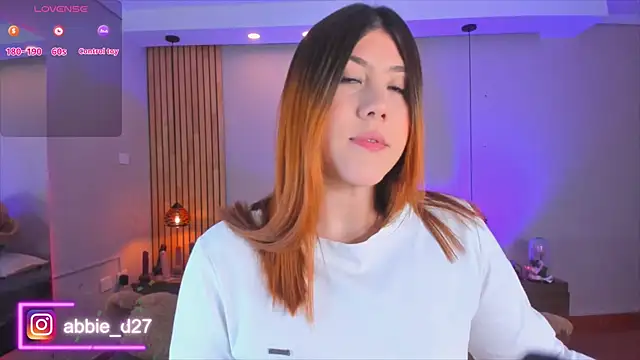 AbbieEdmond online show from 10-25-25, 04:09