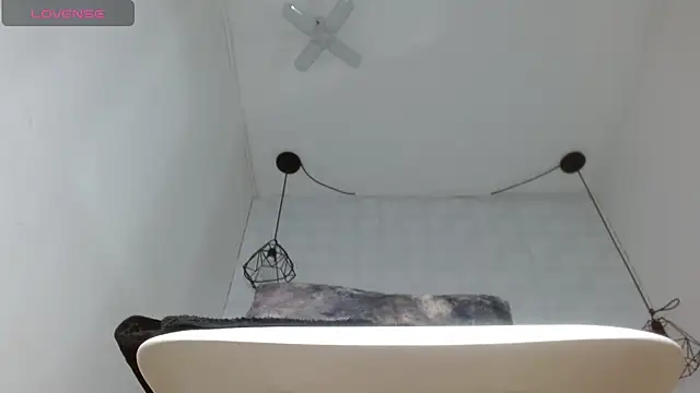 Snapshot of wendy_rivera_ chatting on 02-04-25, 11:49 wendy rivera online show from 02-04-25, 11:49