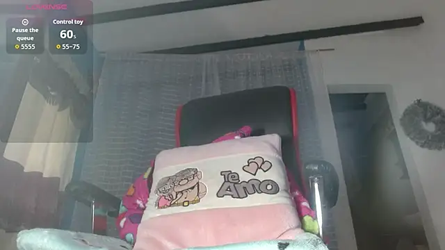 Snapshot of wendy_rivera_ chatting on 10-26-25, 11:16 wendy rivera online show from 10-26-25, 11:16