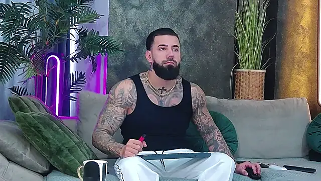 masterkingofmusclee online show from 02-05-26, 07:57