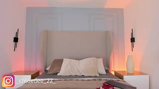 chloe d online show from 02-23-26, 12:46