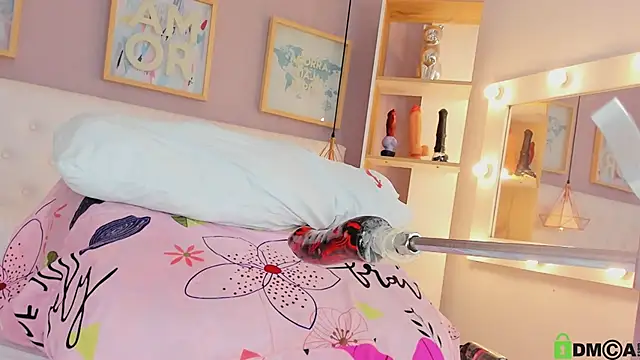 julyanna  online show from 11-08-25, 08:29