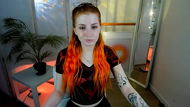 Mira  Blush online show from 02-28-25, 06:32