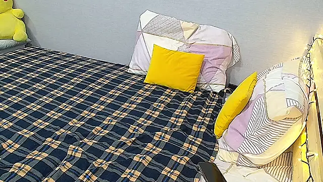 KathrineBerry online show from 02-12-25, 08:59