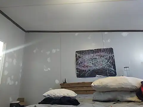 Bi curious86 online show from 01-13-26, 06:35