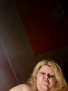 ducicsajsziii online show from 12-04-24, 10:24