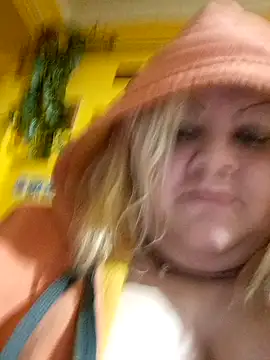 ducicsajsziii online show from 01-28-25, 08:15