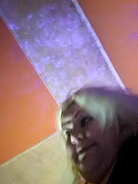 ducicsajsziii online show from 03-06-25, 08:16