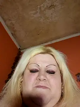 ducicsajsziii online show from 03-07-25, 11:27