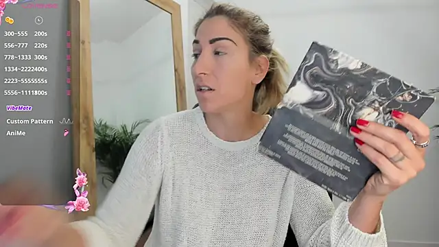 sofiah  online show from 02-19-25, 06:33