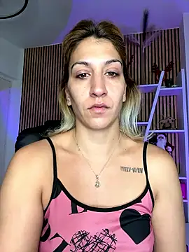 Snapshot of sofiah_ chatting on 01-06-26, 07:12 sofiah online show from 01-06-26, 07:12