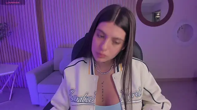 AlessiaCorleone  online show from 01-19-25, 10:39