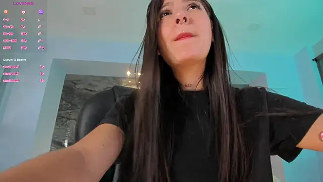 AlessiaCorleone  online show from 03-11-25, 06:43