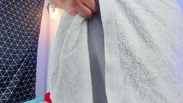 Juan Castano online show from 03-20-25, 07:14