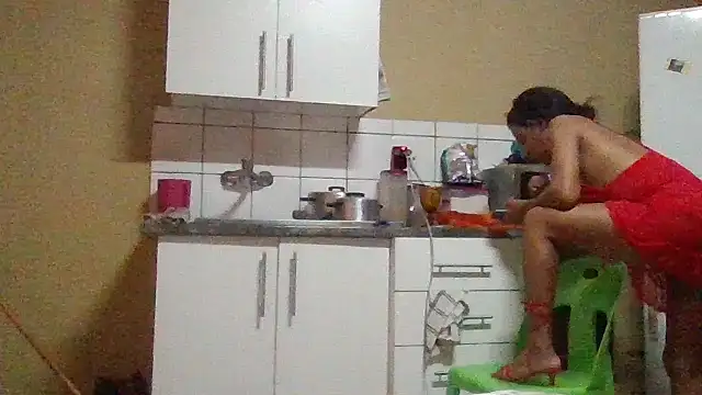 Snapshot of ShooingBunch chatting on 11-03-25, 10:38 ShooingBunch online show from 11-03-25, 10:38