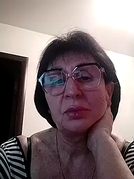 AlbinaXPretty online show from 02-04-25, 08:06