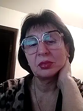 AlbinaXPretty online show from 02-05-25, 07:20