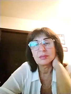 AlbinaXPretty online show from 09-11-25, 07:36