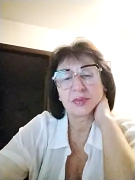 AlbinaXPretty online show from 11-19-25, 08:42