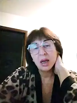 AlbinaXPretty online show from 11-21-25, 03:11